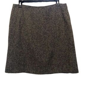 Tahari Light Gray Tweed Skirt